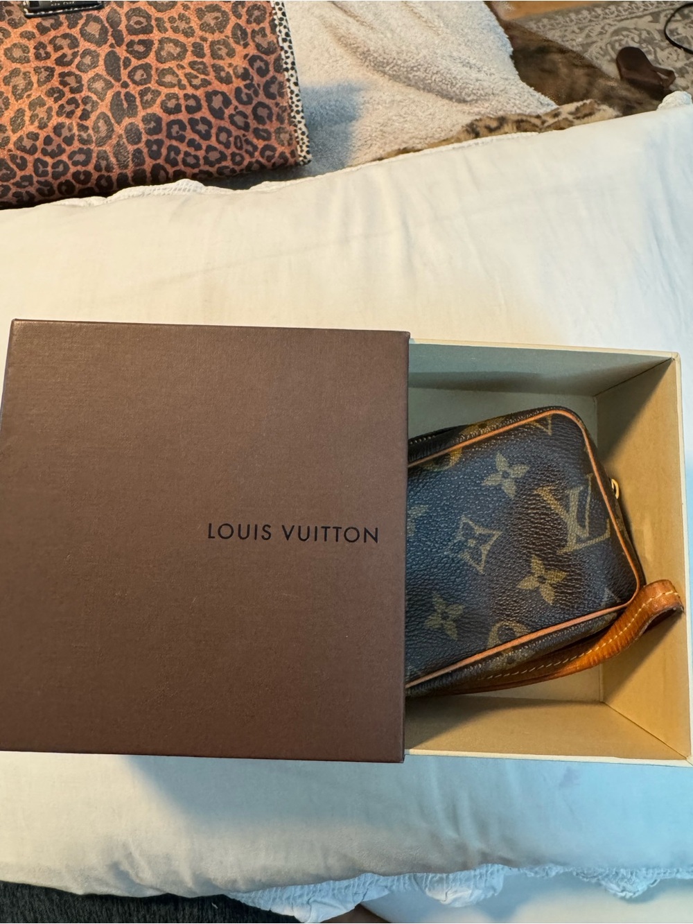 Vintage Louis Vuitton Monogram Wapity Pouch - Picture 8 of 11